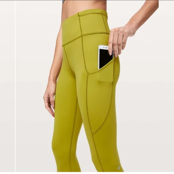 Lululemon Fast And Free Golden Lime Size 12 - Picture 5 of 6